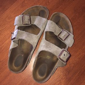 TAUPE SUEDE ARIZONA BIRKENSTOCKS